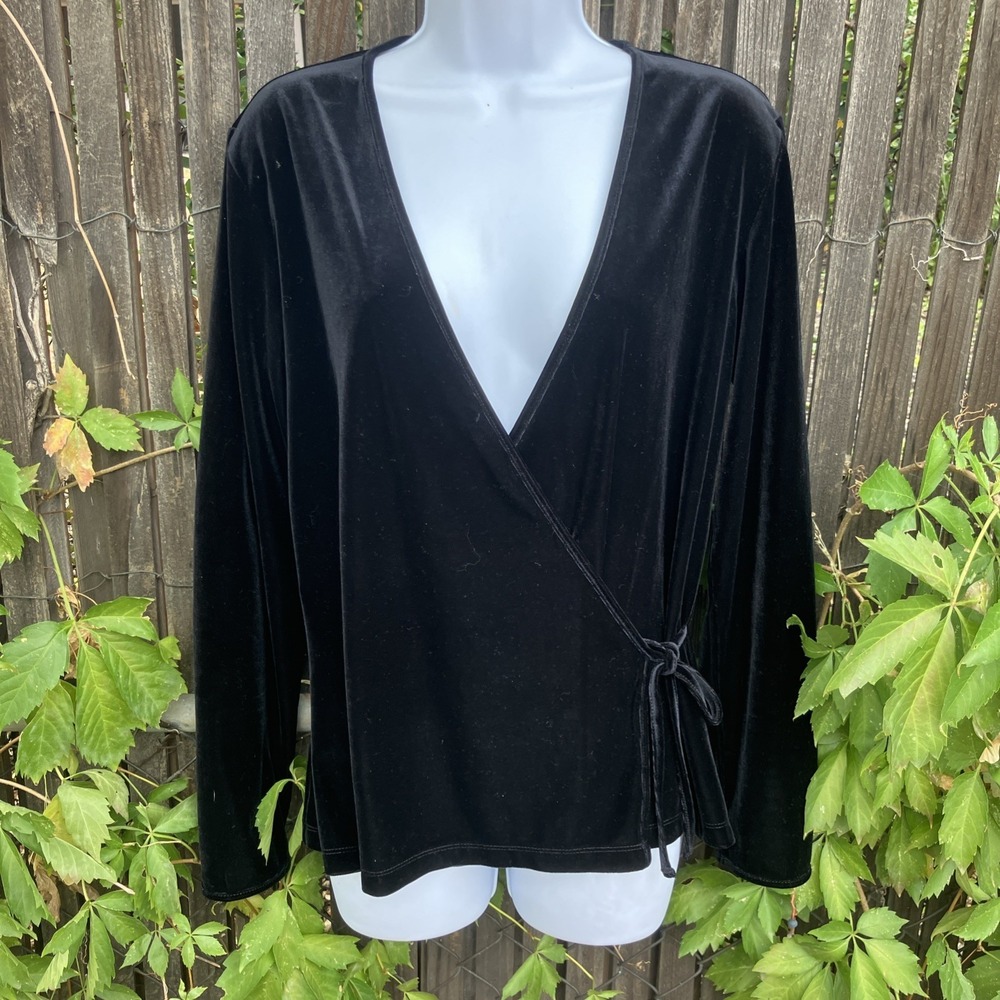 VTG Ann Taylor Black Velvet Wrap Cardigan Medium Whimsigoth 90's